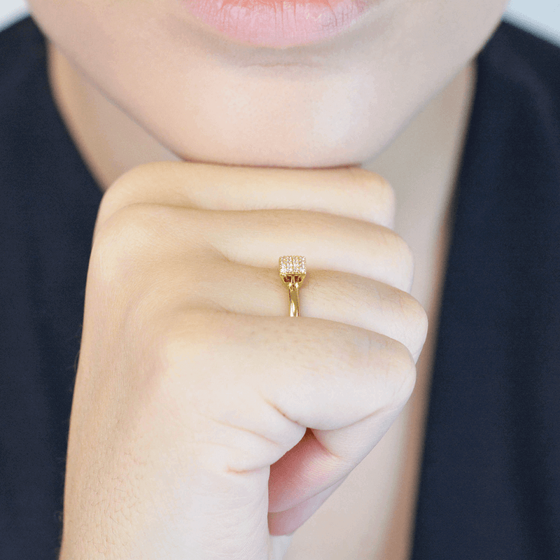 Anel-Chuveiro-Quadrado-De-Ouro-18k-E-Pedras-De-Zirconia-Pequeno