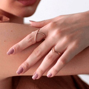 Anel X De Ouro 18K E Pedras De Zircônia