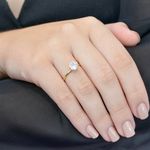 solitario-em-ouro-amarelo-e-pedra-grande