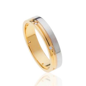 Aliança De Ouro Branco E Amarelo Com Diamantes
