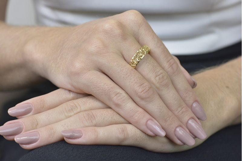 Anel-de-ouro-