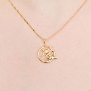 Pingente Esportivo De Ouro 18K Surfista