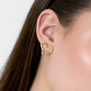 Brinco De Ouro 18K Coração Orgânico