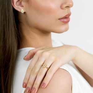 Anel De Ouro 18K Flor De Brilhantes