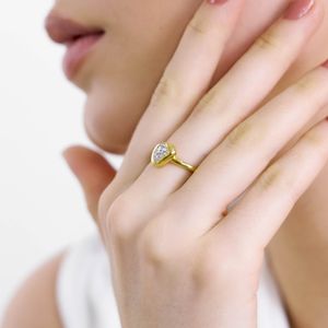 Anel Orgânico De Ouro 18K Detalhe Cravejado